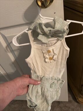 Rachel Zoe Cream Ribbed Tank with Sage Patterned Bloomers and Bow